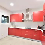 Vakantiehuis Riebie *